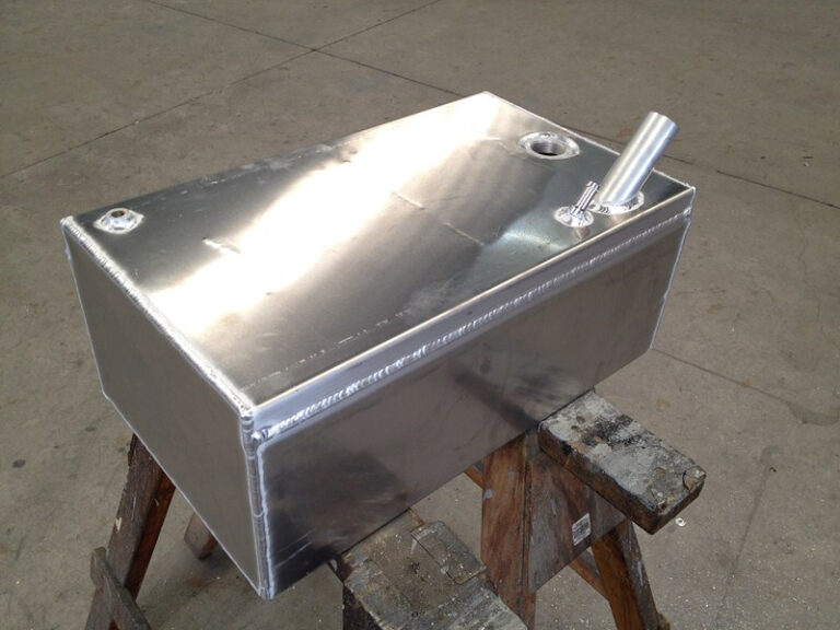 aluminium_boat_fuel_tank_25-a7737c082629cdbdb163299636972247